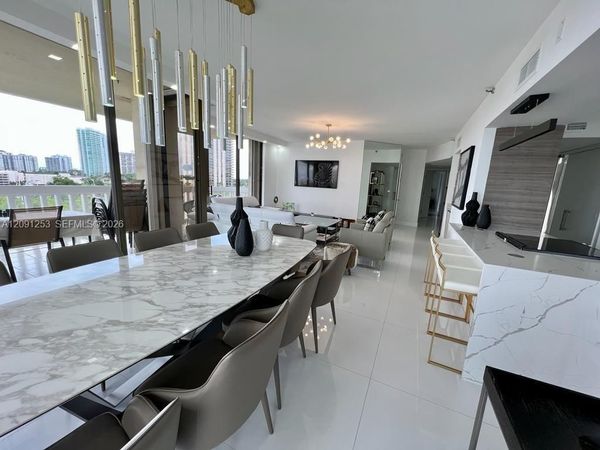 19355 Turnberry Way, Unit 6D, Aventura, FL 33180
