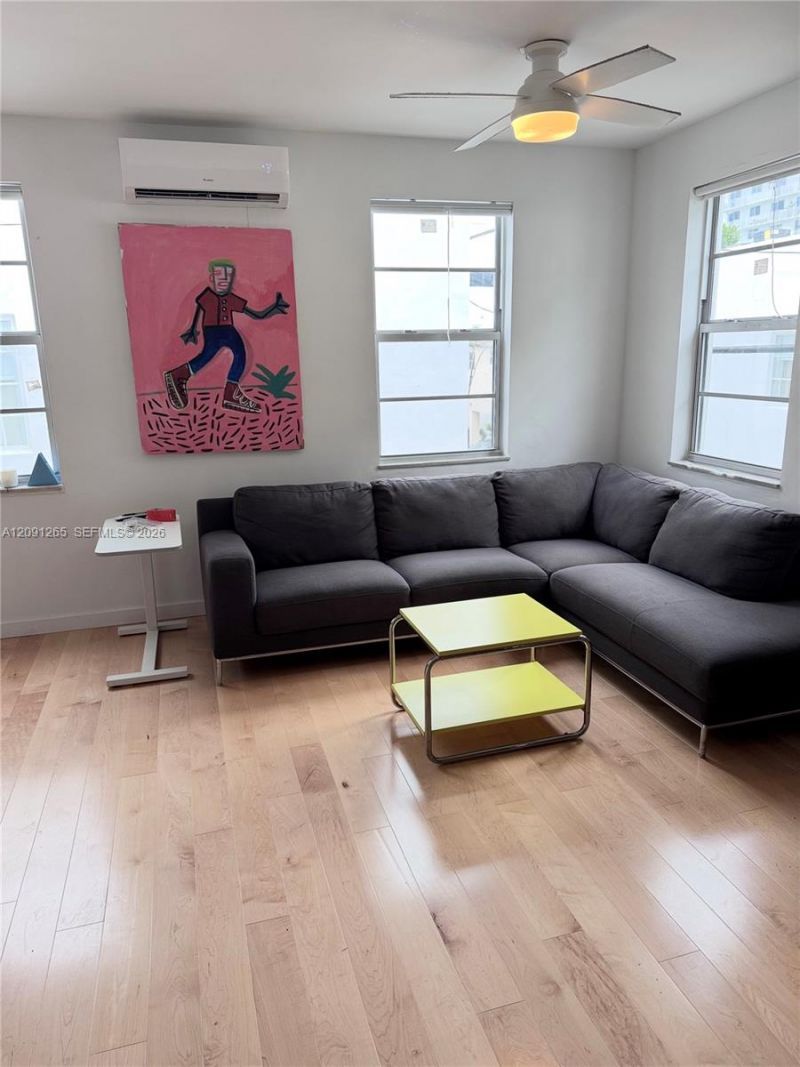 123 3rd St , Unit 10, Miami Beach, FL 33139 Photo