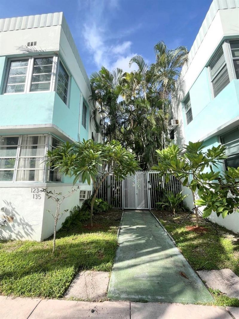123 3rd St , Unit 10, Miami Beach, FL 33139 Photo