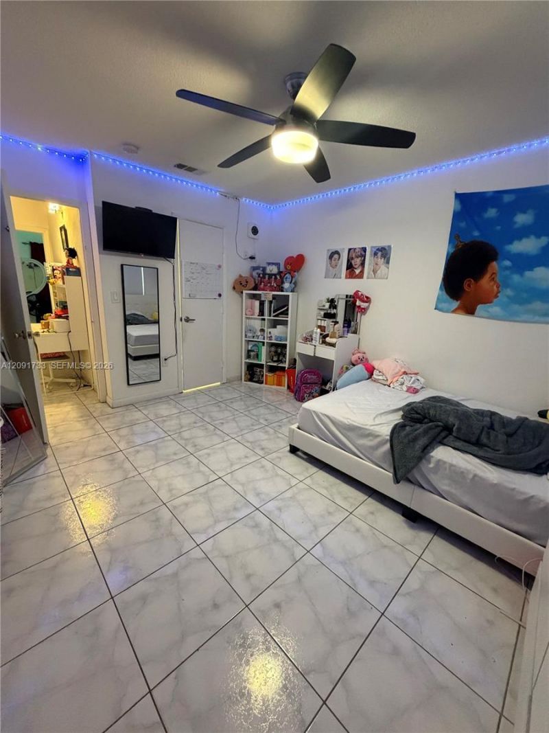 270 NW 71st Ave, Unit 4, Miami, FL 33126 Photo