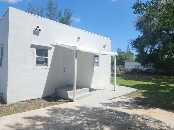 944 NW 81st St , Unit A, Miami, FL 33150
