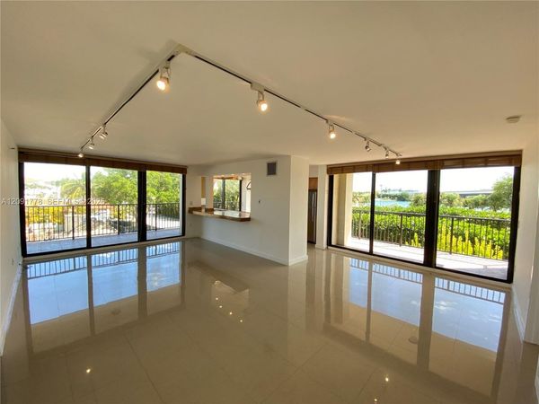 801 N VENETIAN DRIVE, Unit 202, Miami, FL 33139