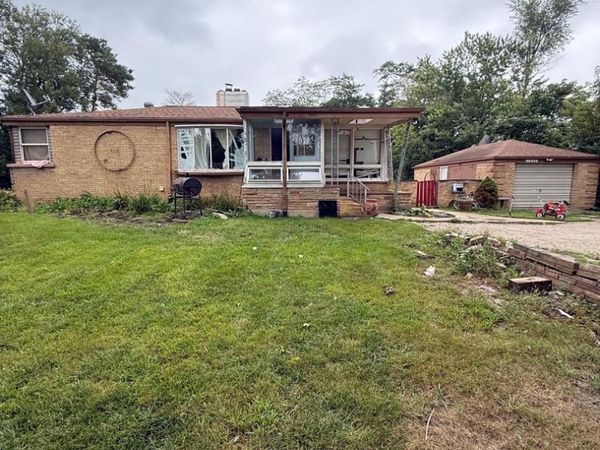 1255 Main Street , Antioch, IL 60002