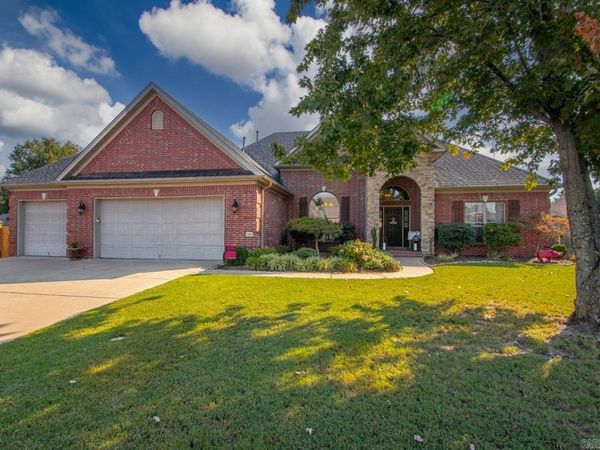 1500 South Beach Street, Conway, AR 72034