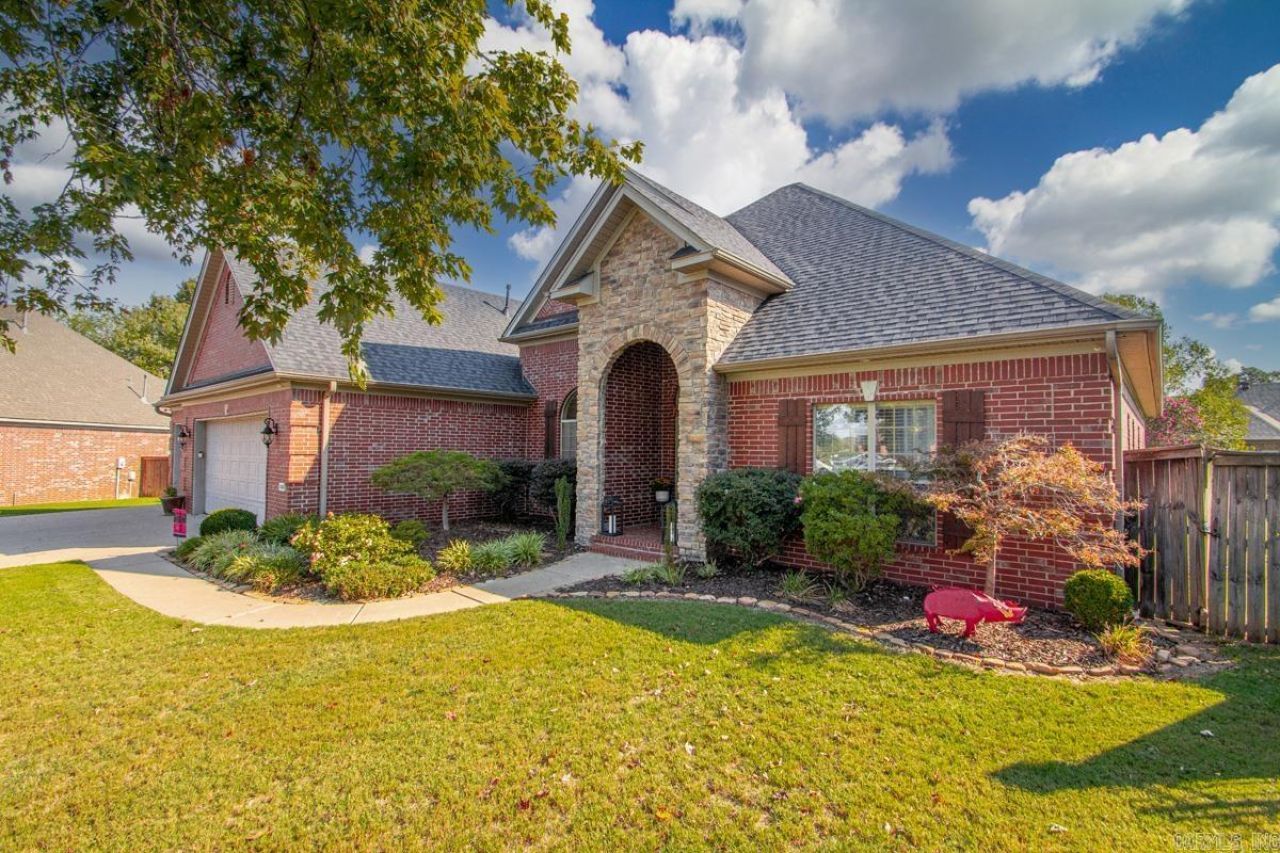 1500 South Beach Street Conway, AR 72034