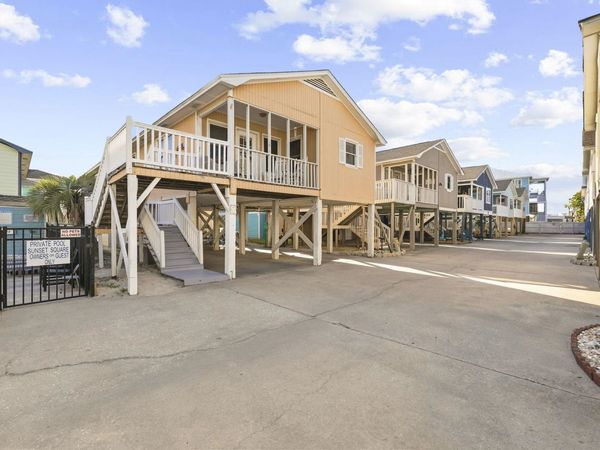 104 Sunset Square , Murrells Inlet, SC 29576