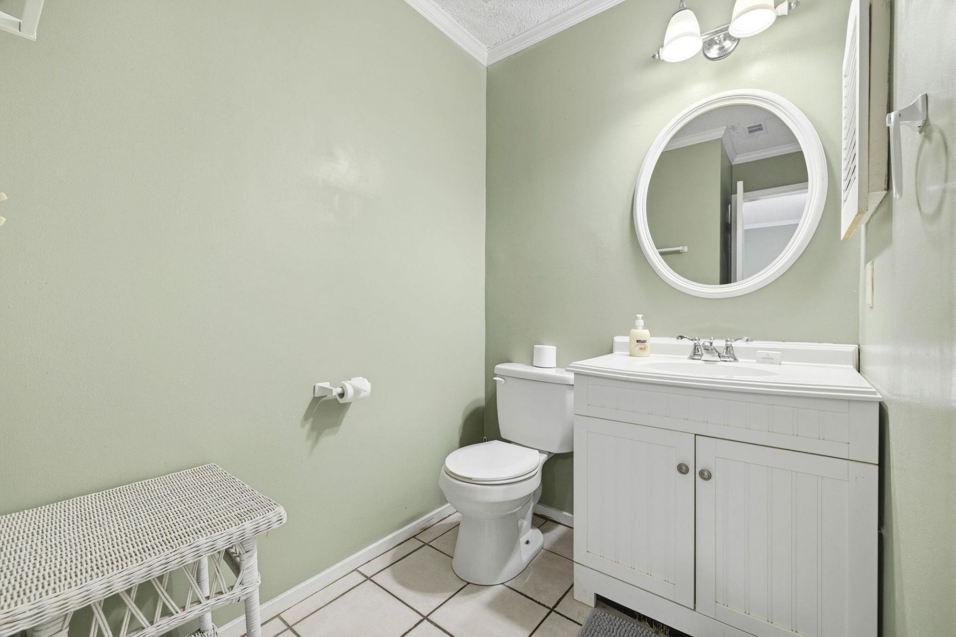 104 Sunset Square Photo 12