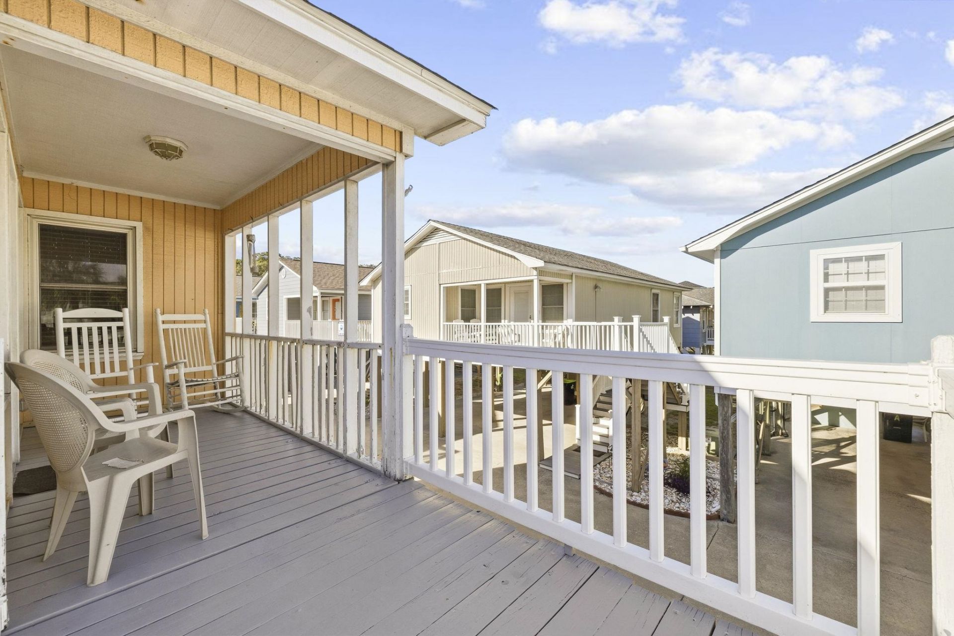 104 Sunset Square Photo 17