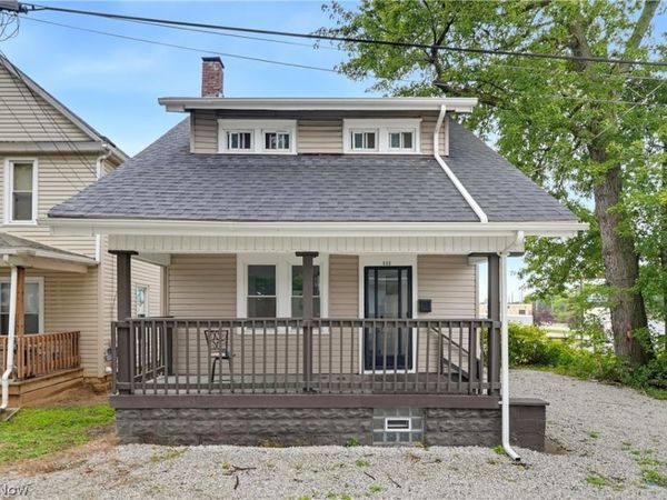 532 Hazel Place , Akron, OH 44304