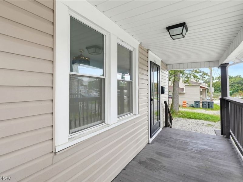 532 Hazel Place, Akron, OH 44304 Photo 3