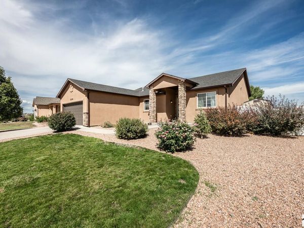 5248 Kingfisher Dr., Pueblo, CO 81008