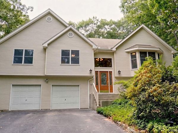 247 Dogwood Drive , Wading River, NY 11792