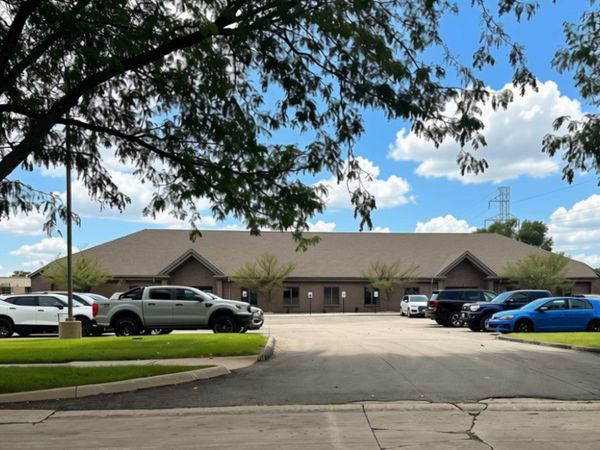 6105 Rockwell Drive NE, Cedar Rapids, IA 52402
