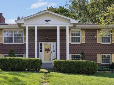 8001 Trendwood Drive, Lincoln, NE 68506