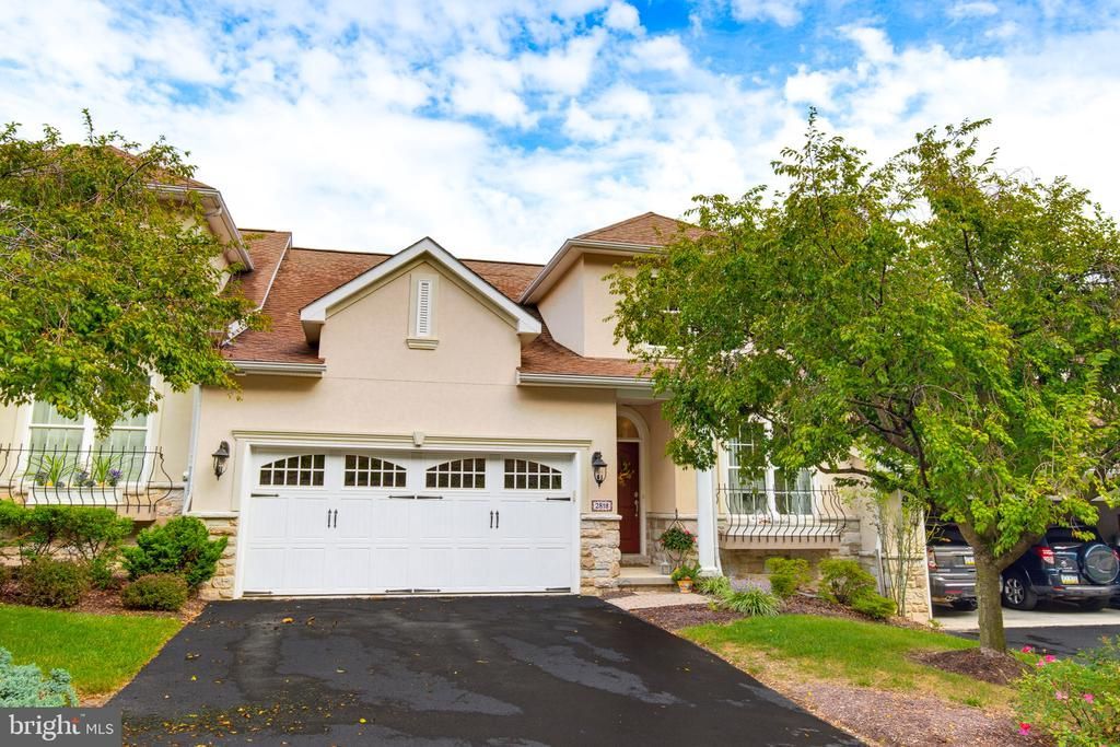 2818 MIMOSA LANE , LANCASTER, PA 17601