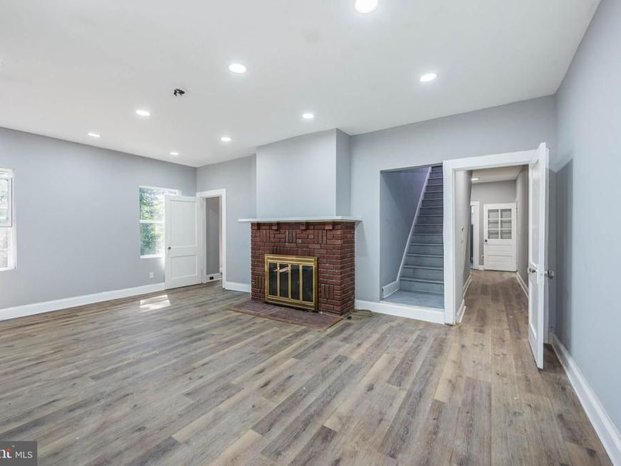 10 S Belle Grove Road , Catonsville, MD 21228 Main Photo