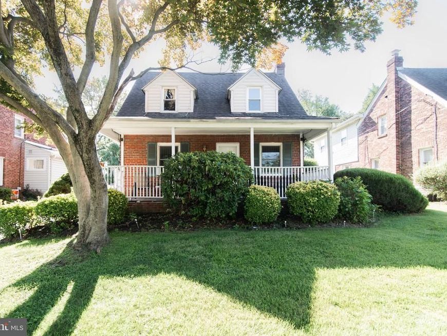 214 W Macdade Boulevard , Folsom, PA 19033 Main Photo