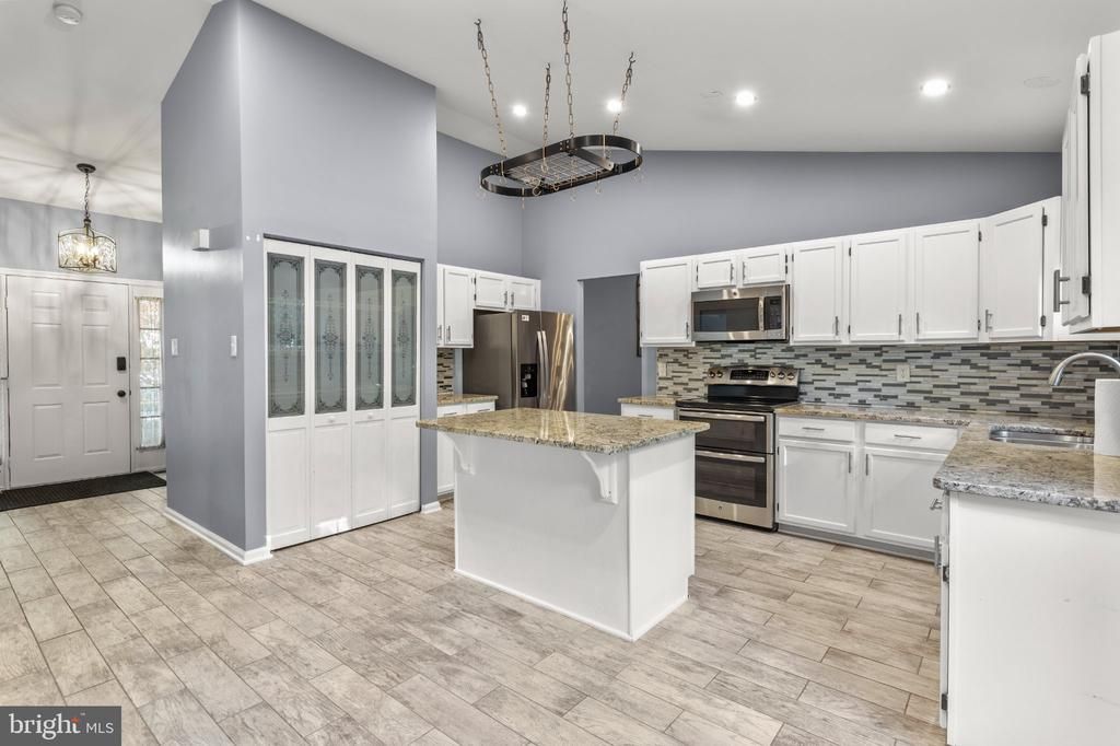 14131 Pleasant View Drive, Bowie, MD 20720 Main Photo
