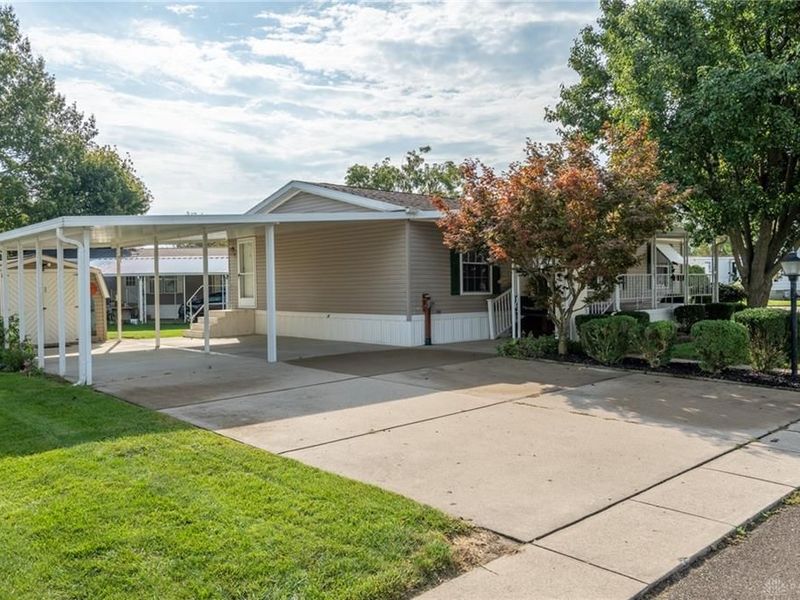 489 Oaklawn Drive, Fairborn, OH 45324 Photo 4