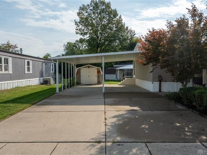 489 Oaklawn Drive, Fairborn, OH 45324 Photo 5