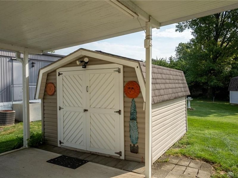489 Oaklawn Drive, Fairborn, OH 45324 Photo 6