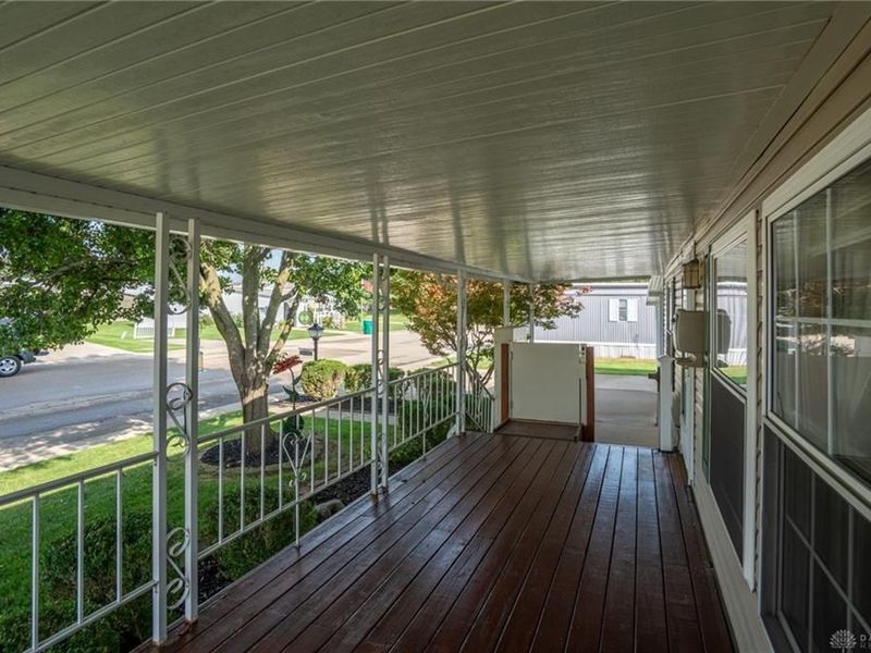 489 Oaklawn Drive, Fairborn, OH 45324 Photo 8