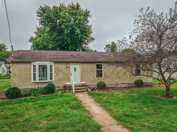 503 W Park Avenue, Watseka, IL 60970