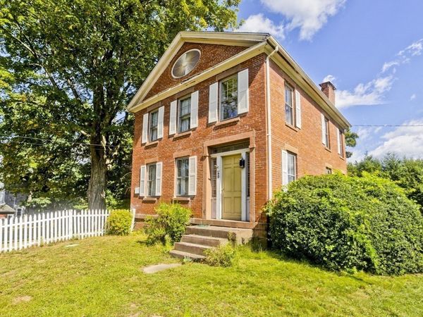 40 Somers Rd, East Longmeadow, MA 01028
