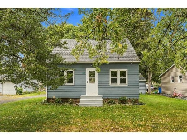 303 8th Avenue, Osceola, WI 54020