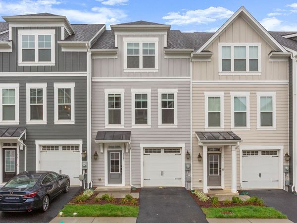 3427 MONTEREY DR, Unit 32E, ROCKINGHAM, VA 22801