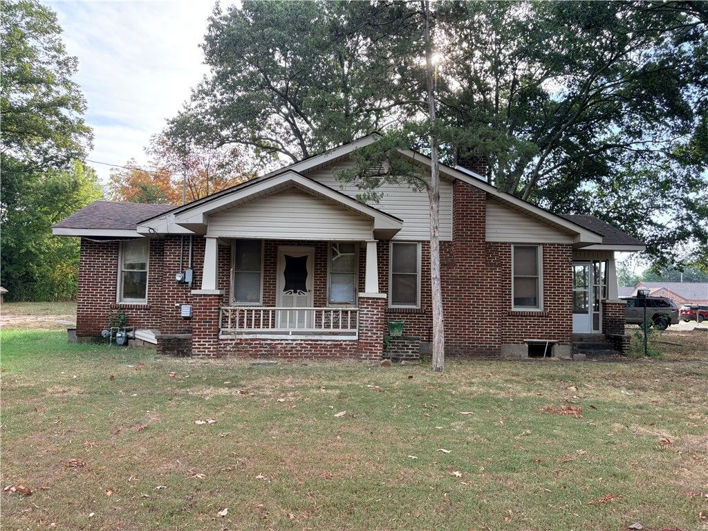 401 E F Street, Russellville, AR 72801 Main Photo