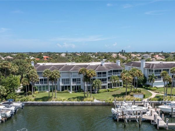 1901 Bay Road , Unit 302, Vero Beach, FL 32963