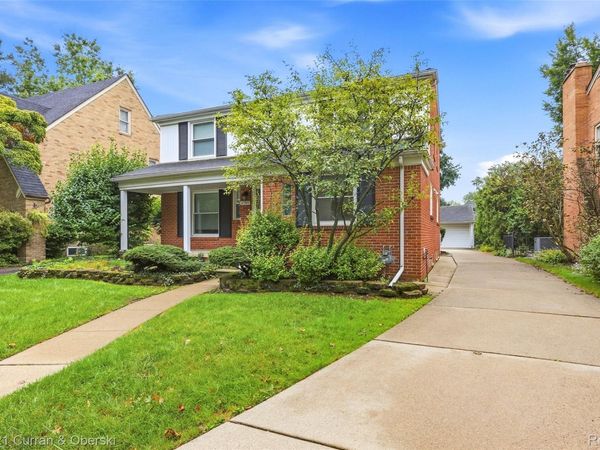 21945 Wildwood Street, Dearborn, Mi 48128