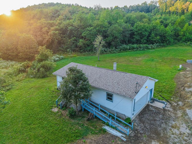 175 Comer School House Road, Oak Hill, OH 45656 Photo 4
