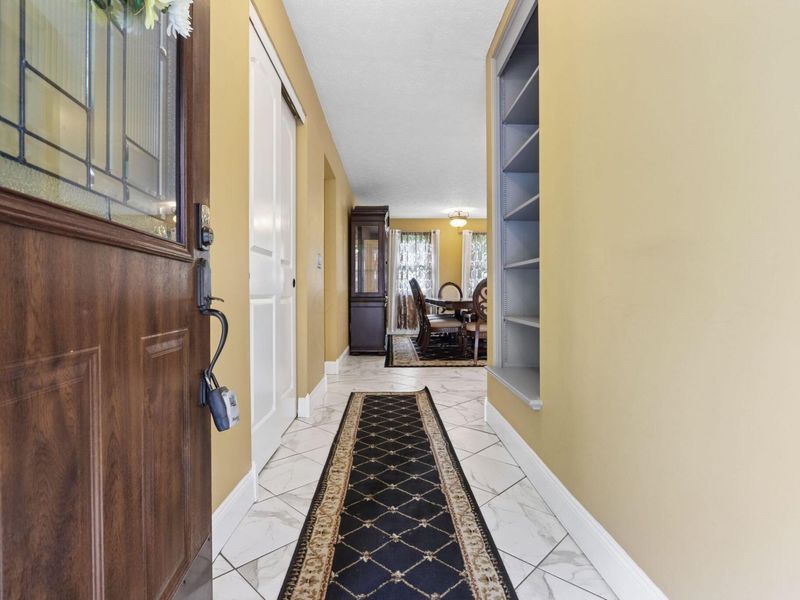 980 Conestoga Drive, Columbus, OH 43213 Photo 2