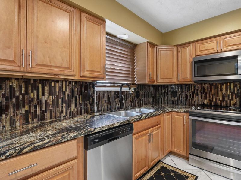 980 Conestoga Drive, Columbus, OH 43213 Photo 8