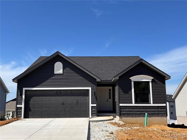 557 Birchwood Drive , Moscow Mills, MO 63362