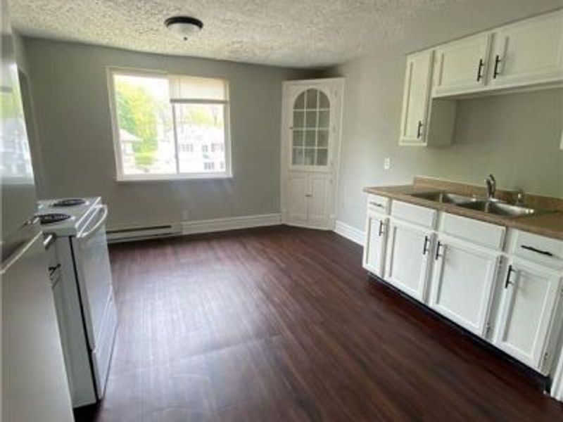 455 Forest Avenue, Dayton, OH 45405 Photo 3