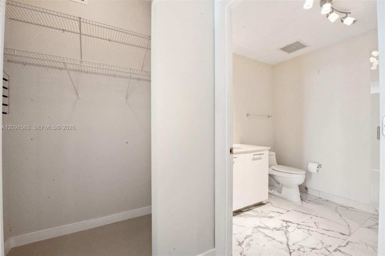 3470 E Coast Ave , Unit H0302, Miami, FL 33137 Photo