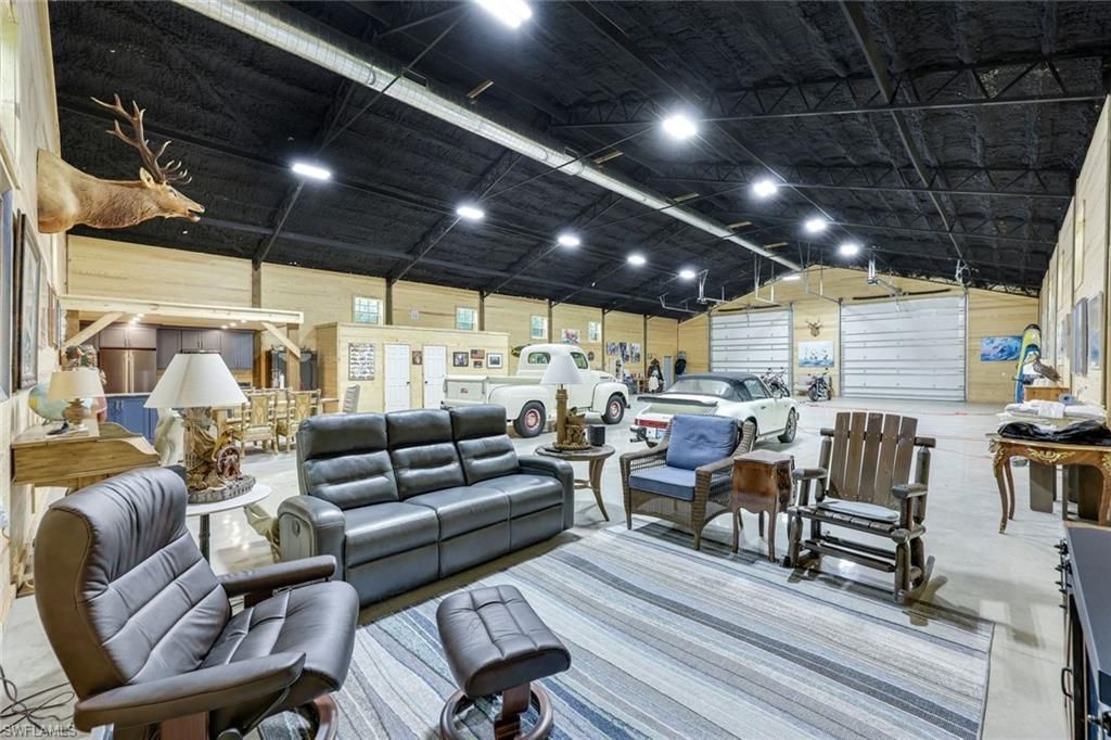 21211 Palm Beach Blvd , Alva, FL 33920 Photo