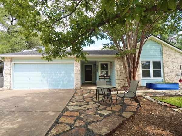 4600 Pelham DR, Austin, TX 78727
