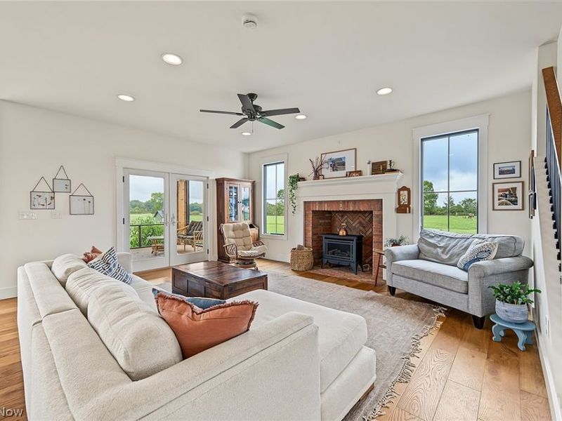 8178 W Smith Road, Medina, OH 44256 Photo 5