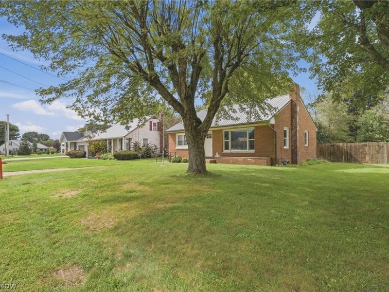 712 Mcdaniel Avenue, Minerva, OH 44657 Photo 3