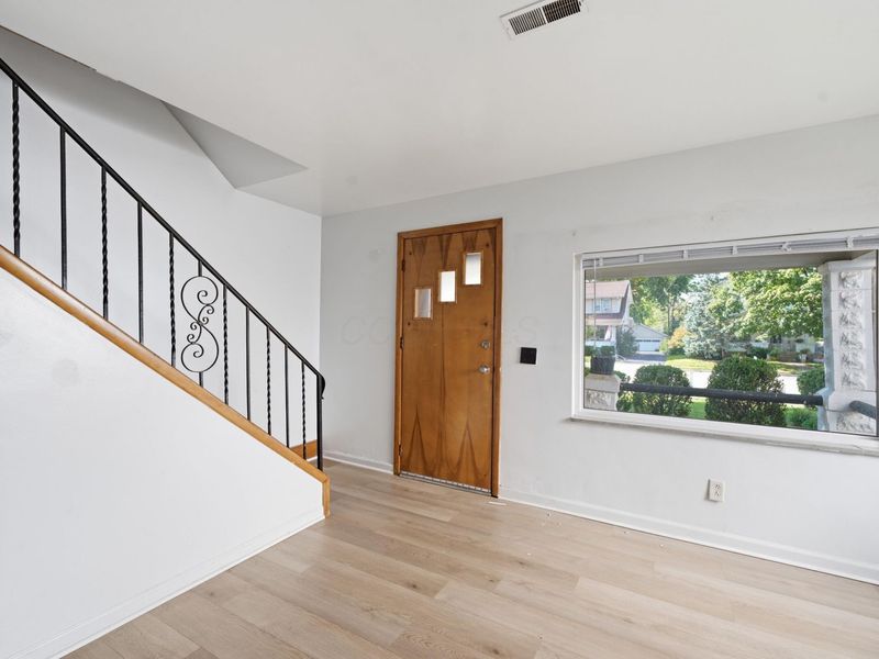 4170 Broadway, Grove City, OH 43123 Photo 9