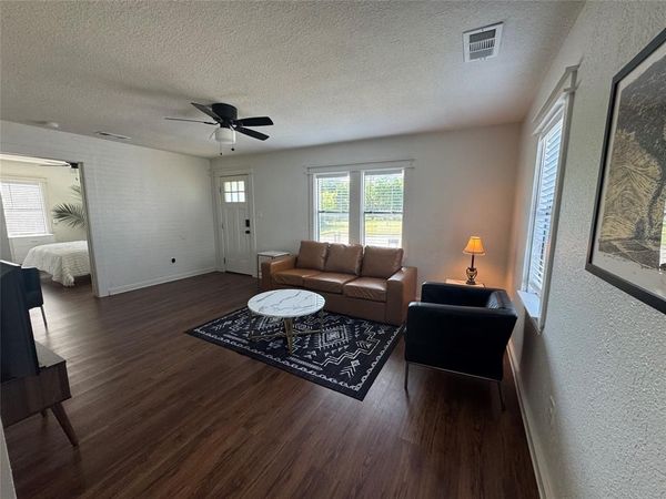 108 NW 30th Street, Fort Worth, TX 76106