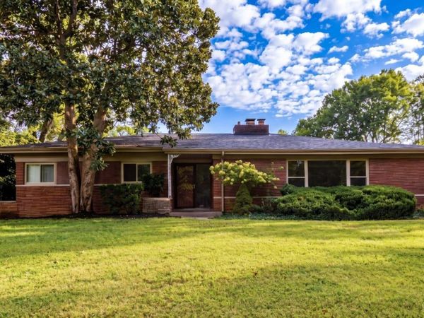 6622 E Farm Acres Drive, Cincinnati, OH 45237
