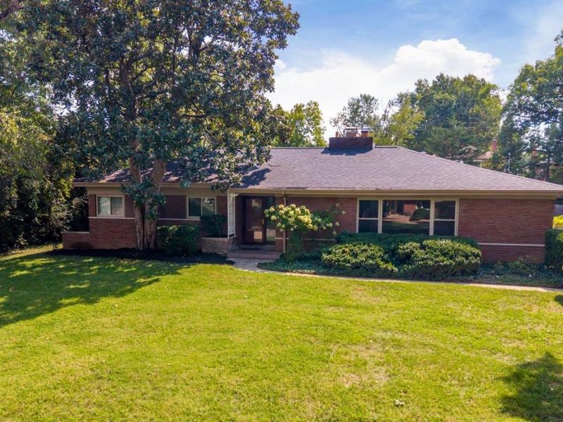 6622 E Farm Acres Drive, Amberley, OH 45237 Photo 3