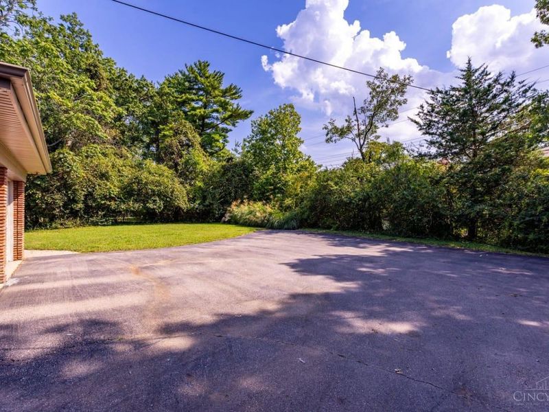 6622 E Farm Acres Drive, Amberley, OH 45237 Photo 42