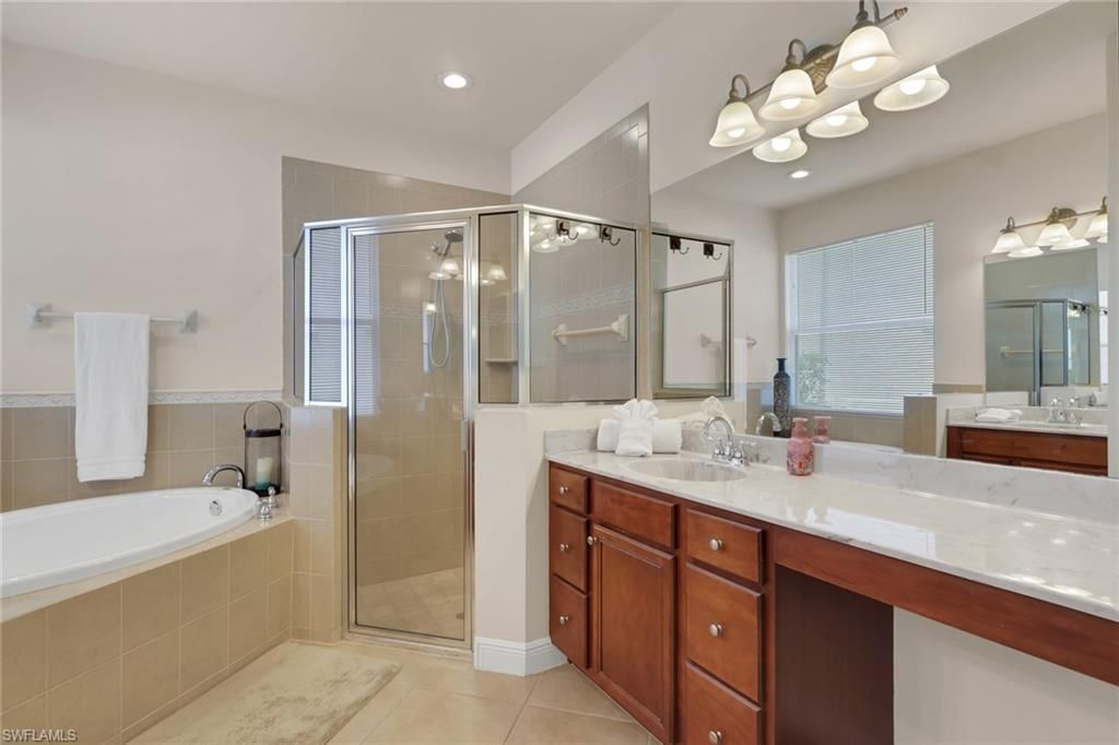 12731 Aviano Dr , Naples, FL 34105 Photo