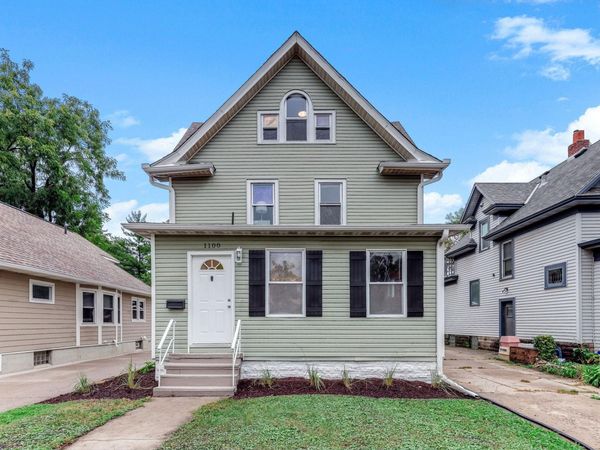 1100 12th Avenue SE, Minneapolis, MN 55414